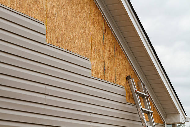 24/7 Emergency Siding Contractor experts in Hicksville, NY